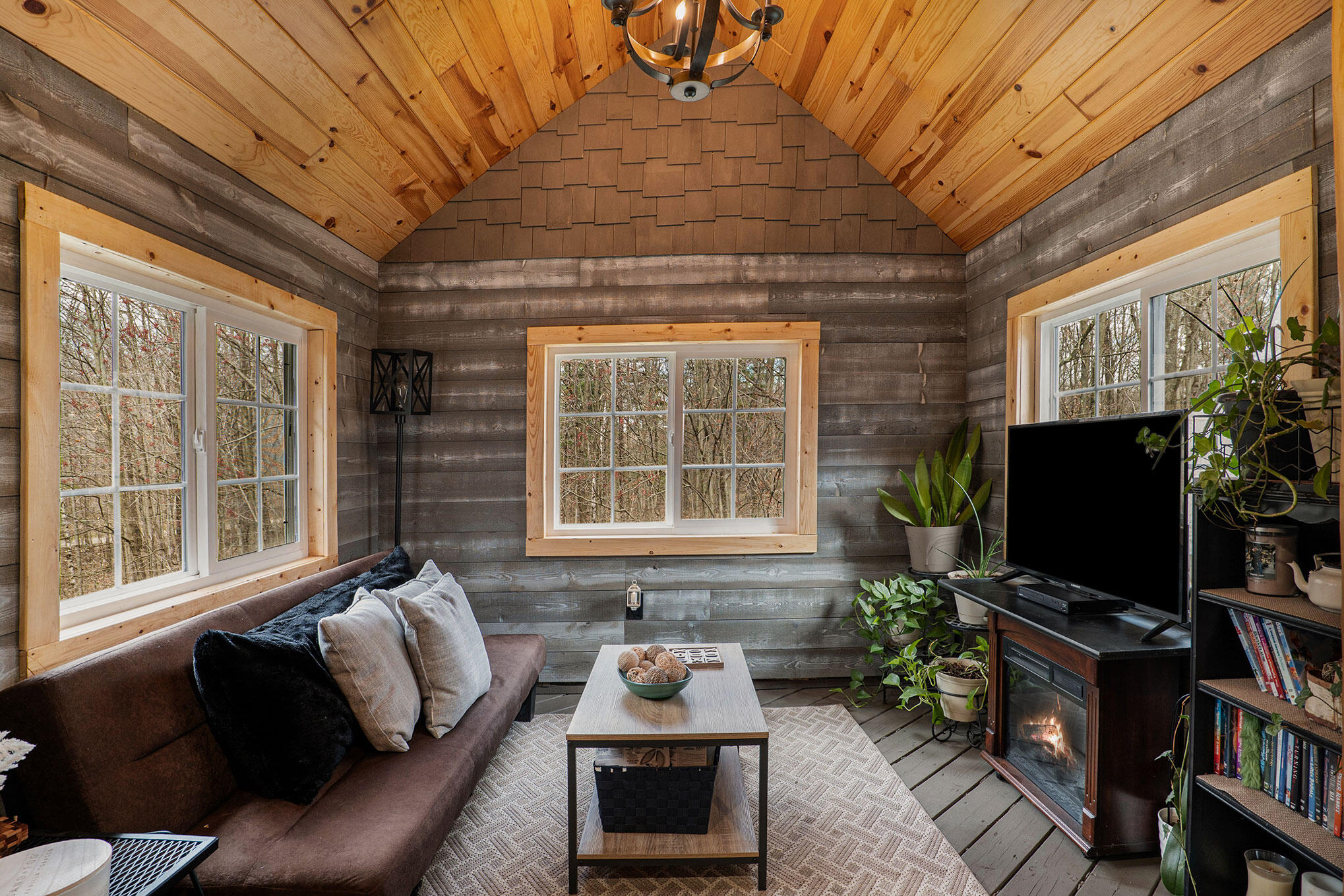 22378 2 Mile Road Morley, MI 49336 - Photo 21 of 26 22375 2 Mile Rd Log Home Clint MAki 616-