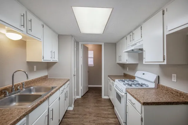 $1,925 | 21039 Settlers Valley Drive, Katy, TX 77449