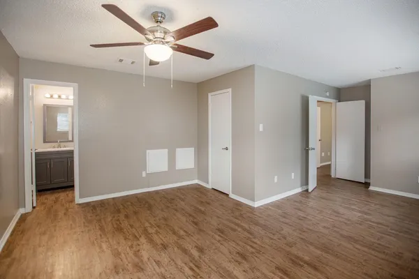 $1,899 | 21039 Settlers Valley Drive, Katy, TX 77449