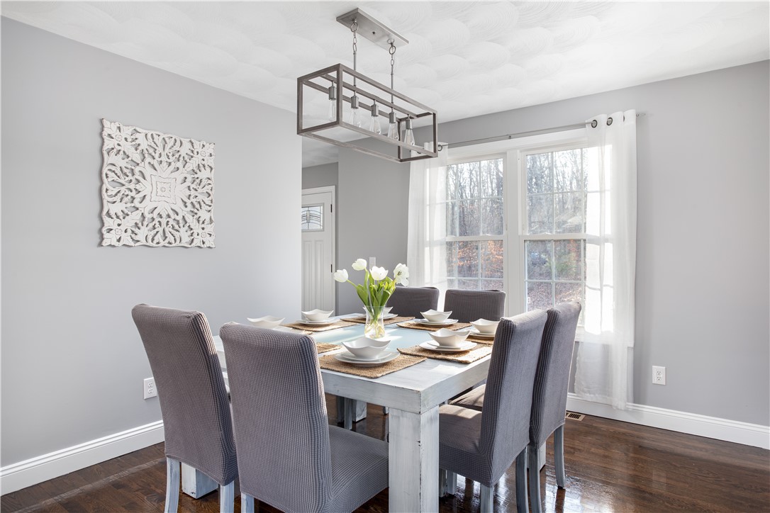 700 Whaley Hollow Road Coventry, RI 02816 - Photo 13 of 36