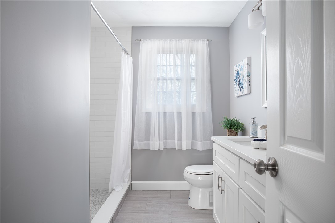 700 Whaley Hollow Road Coventry, RI 02816 - Photo 20 of 36
