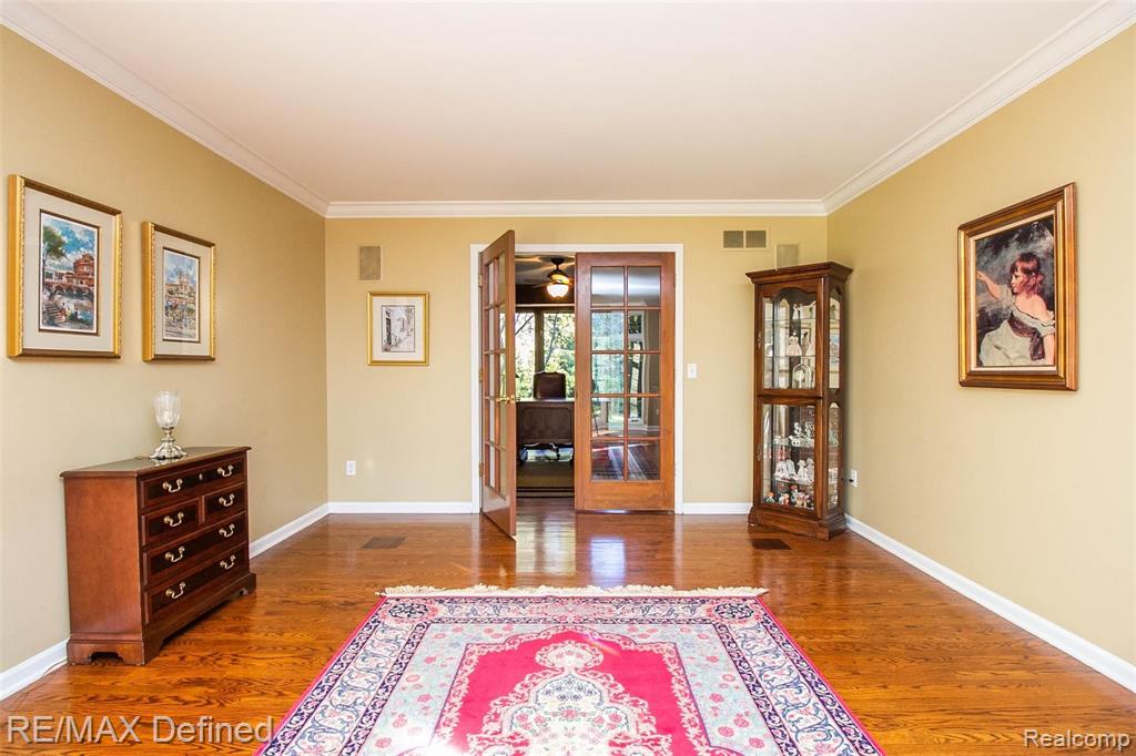 3701 Edinborough Drive Rochester Hills, MI 48306 - Photo 5 of 26