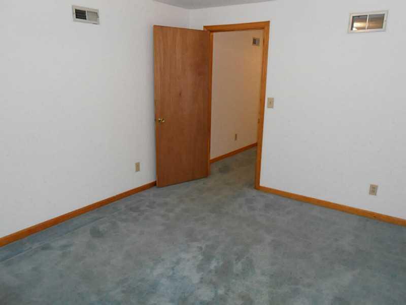 106 California Springfield, OH 45505 - Photo 20 of 25