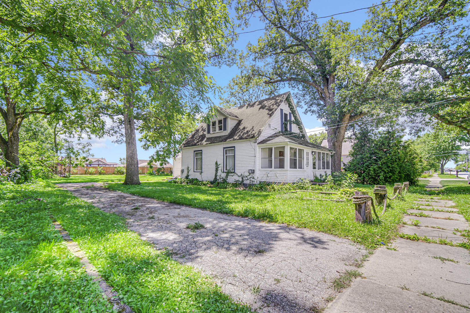 273 High Street Wheatfield, IN 46392 - Photo 15 of 17 1620x1080
