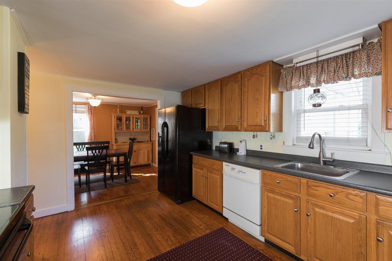 40 Autumn Street Rochester, NH 03868 - Photo 4 of 27 Gallery Image 4