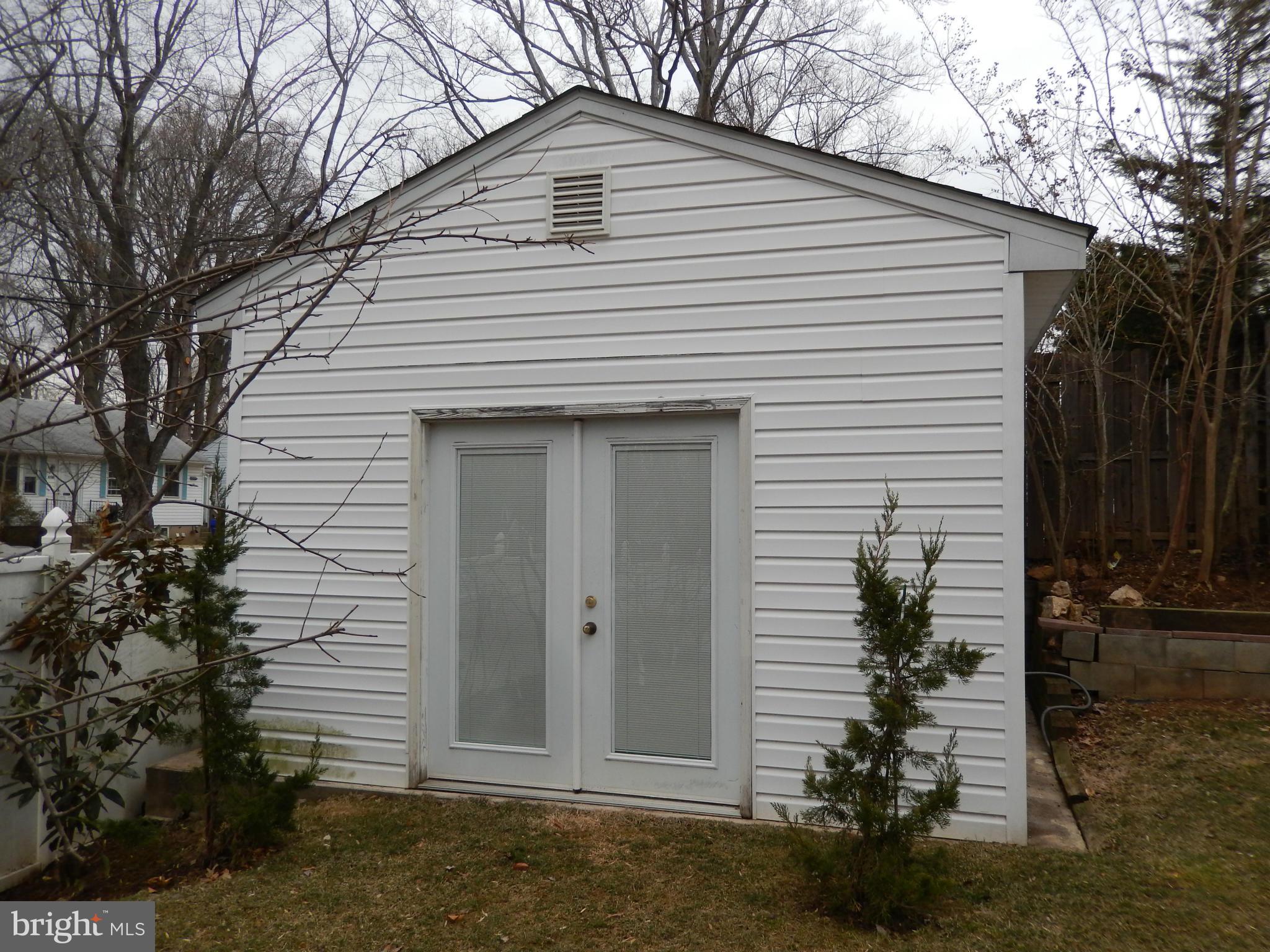 6325 Rockhurst Road Bethesda, MD 20817 - Photo 28 of 30 Full Storage Shed