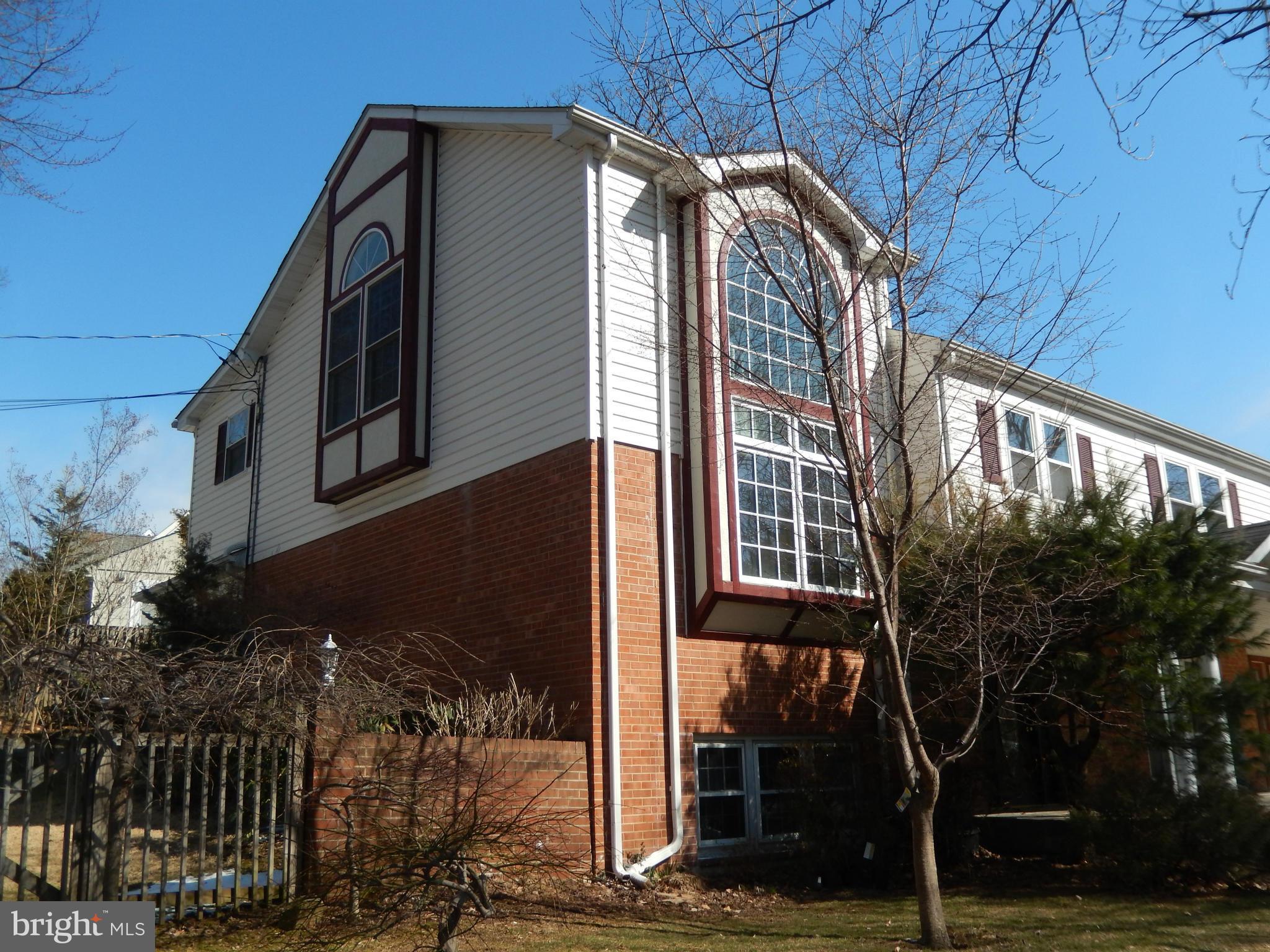 6325 Rockhurst Road Bethesda, MD 20817 - Photo 4 of 30 Exterior Front Right Side