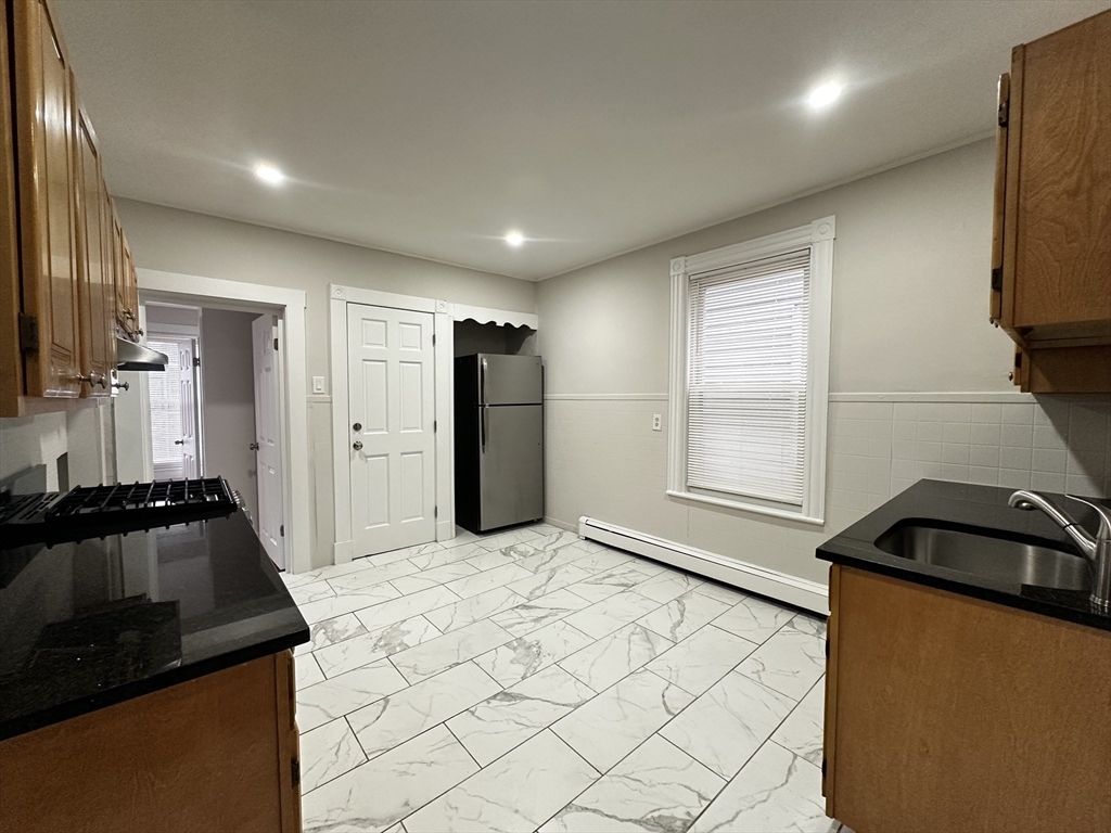 22 Howell Street, Unit 2 Boston, MA 02125 - Photo 2 of 7