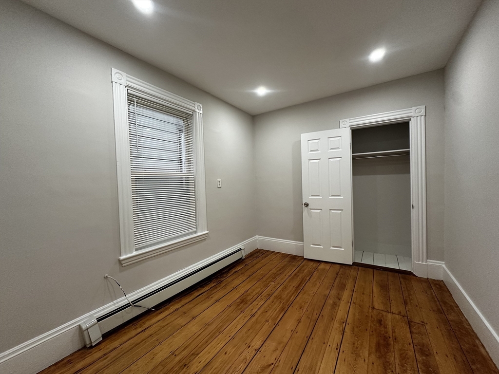 22 Howell Street, Unit 2 Boston, MA 02125 - Photo 5 of 7
