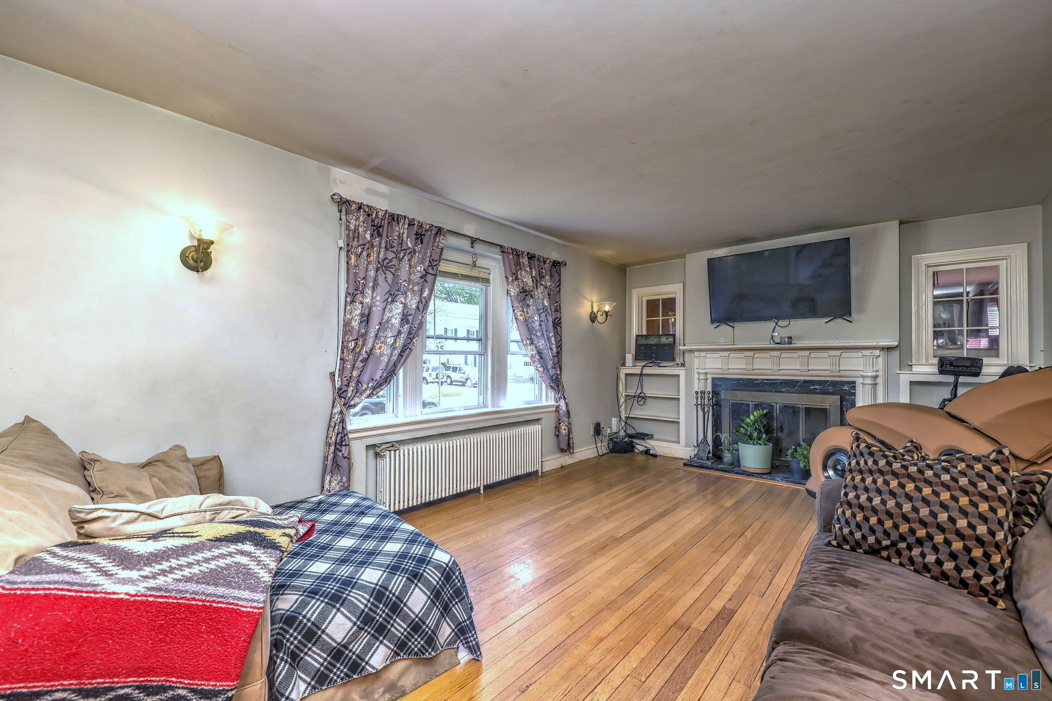 60 Rochford Avenue Hamden, CT 06514 - Photo 5 of 40