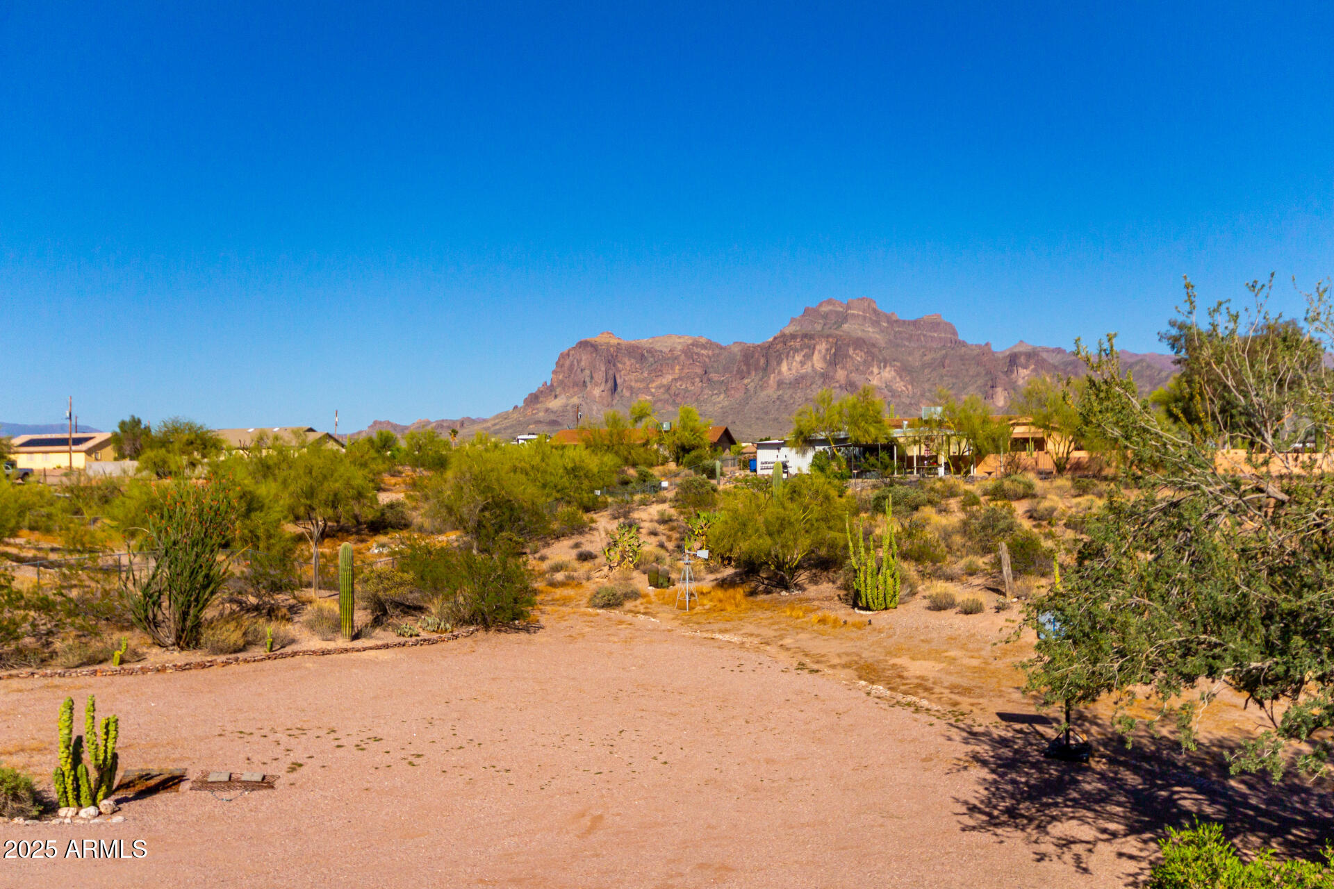 1431 North Cortez Road Apache Junction, AZ 85119 - Photo 2 of 51 Superstition View