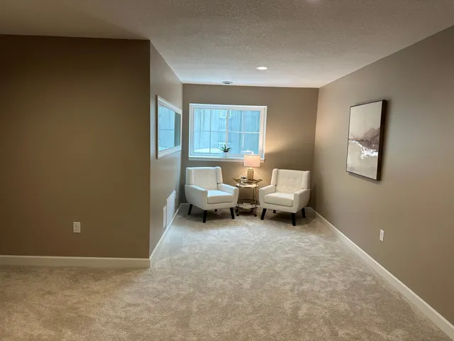 $875,000 | 16899 East Lake Drive, Lakeville, MN 55044