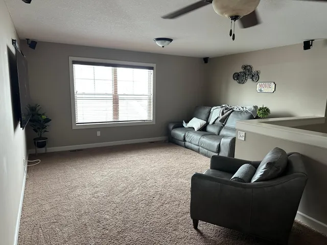 $875,000 | 16899 East Lake Drive, Lakeville, MN 55044