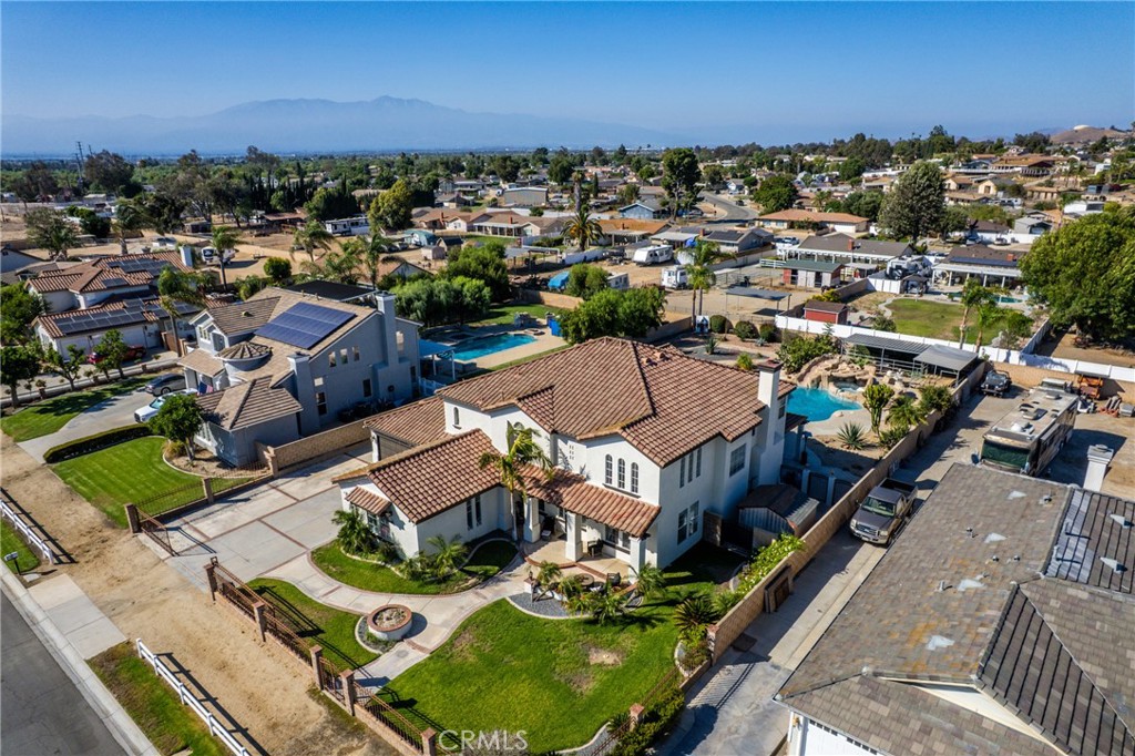 2651 Preakness Way Norco, CA 92860 - Photo 3 of 54