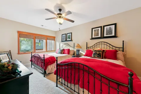 $1,450,000 | 11711 Hope Court, Unit B, Truckee, CA 96161