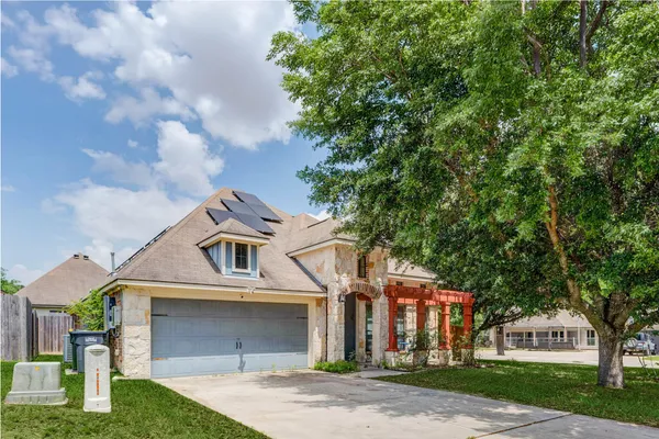 $2,100 | 940 Oak Lynn Drive, Conroe, TX 77378