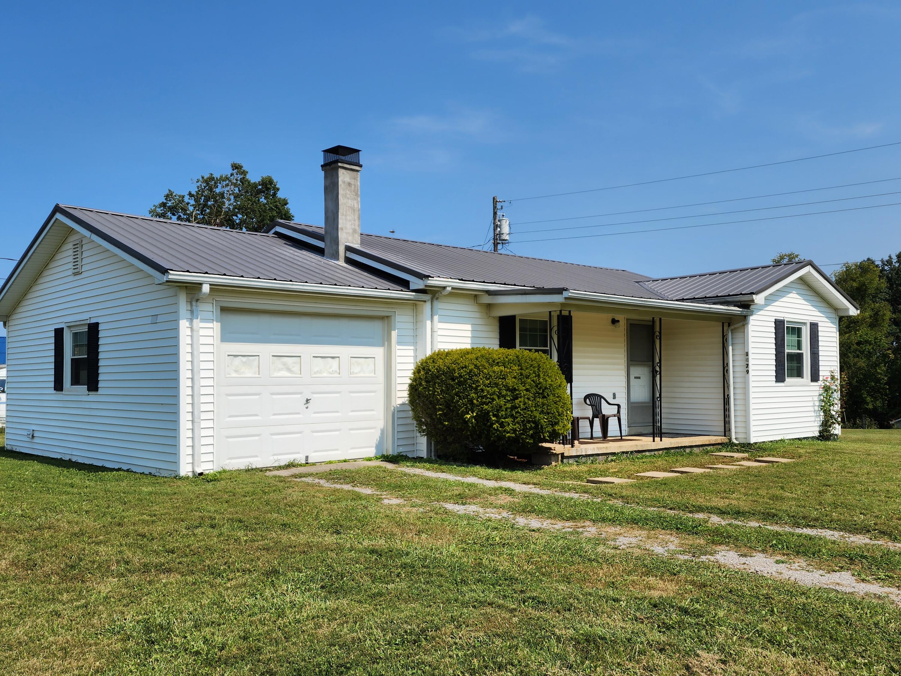 1479 Moberly Road Richmond, KY 40475 - Photo 2 of 26 20220915_142717