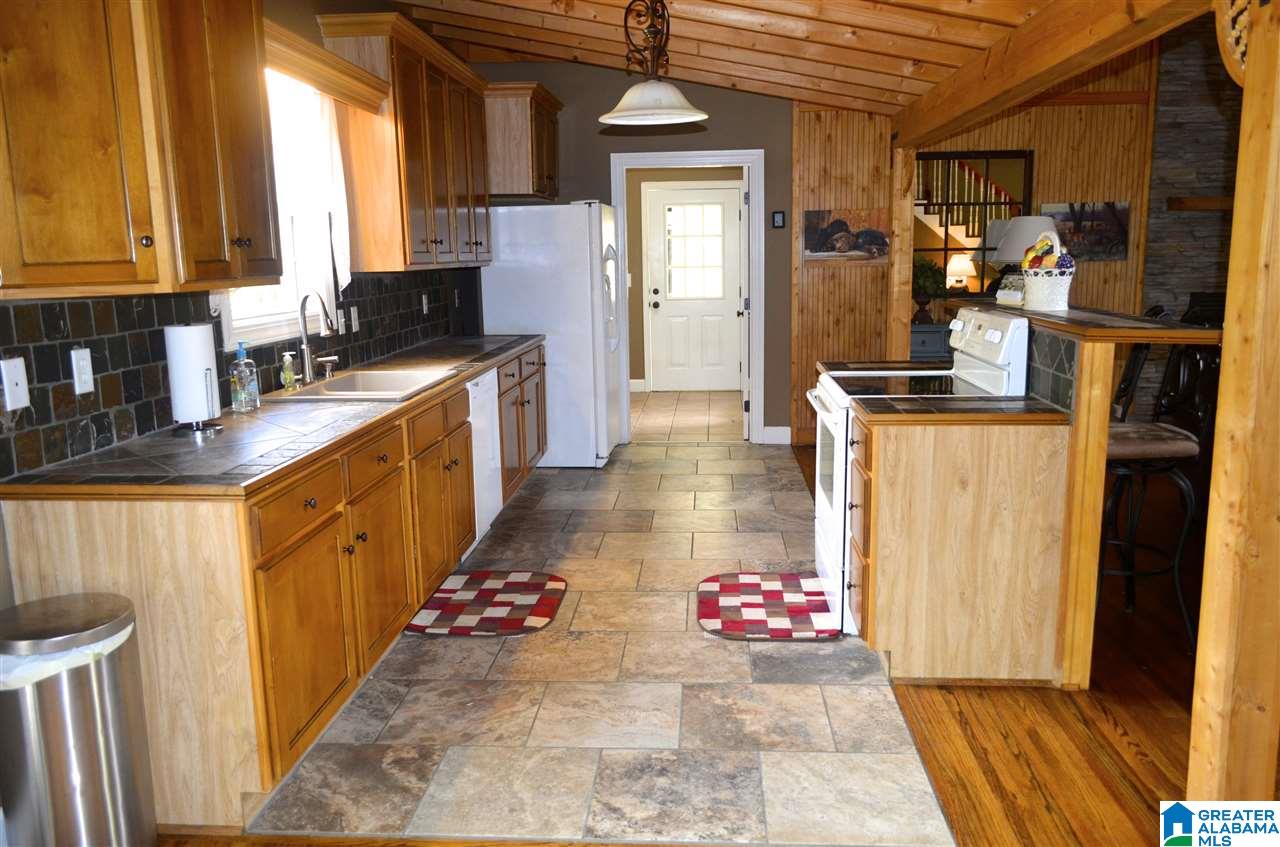 261 Hickory Valley Road Trussville, AL 35173 - Photo 8 of 50