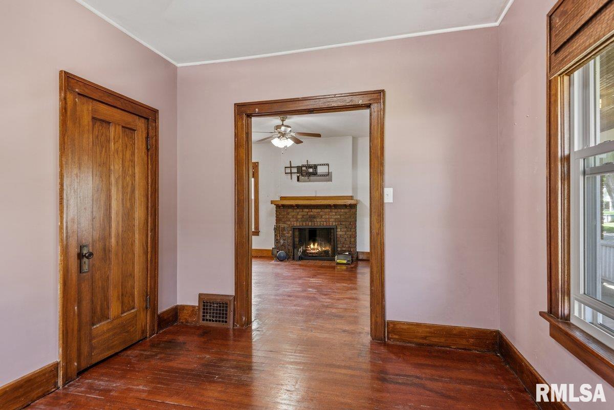 804 South Columbia Avenue Springfield, IL 62704 - Photo 7 of 17