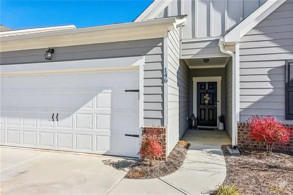 a view of a entryway front of house