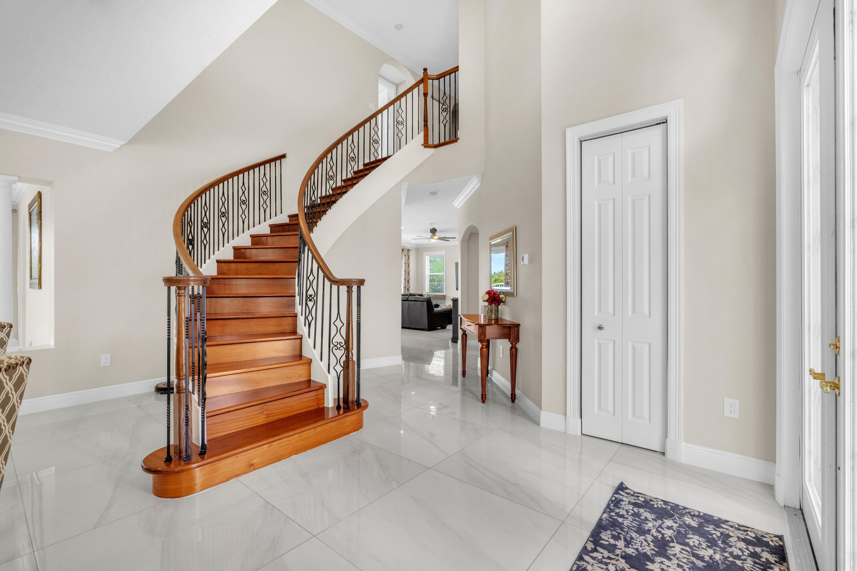 9229 Delemar Court Wellington, FL 33414 - Photo 4 of 72 _BM_4479