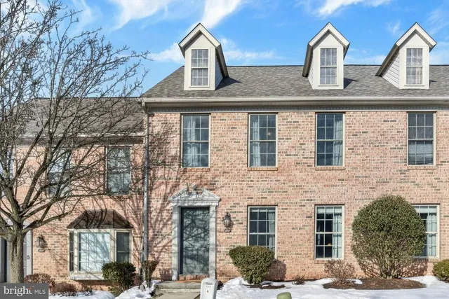 $250,000 | 305 Saddle Ridge Court, Harrisburg, PA 17110