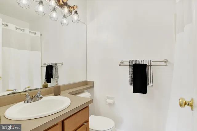 $250,000 | 305 Saddle Ridge Court, Harrisburg, PA 17110