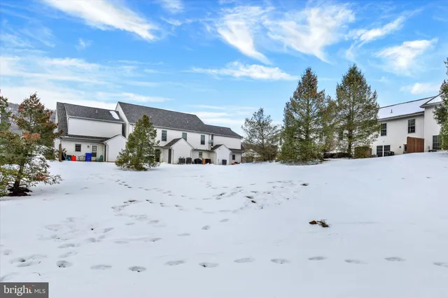 $250,000 | 305 Saddle Ridge Court, Harrisburg, PA 17110