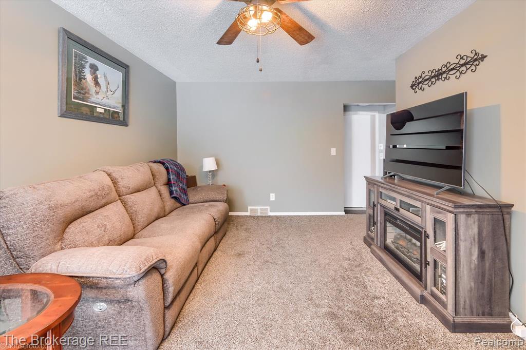 7310 Brewer Road Flint, MI 48507 - Photo 39 of 59 Gallery Image 39