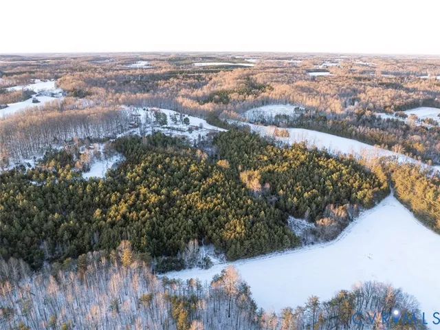 an aerial view of residential building and lake view
