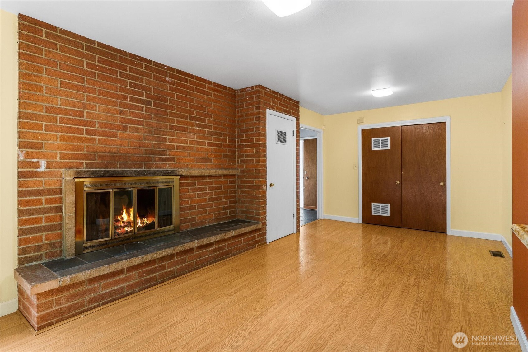 19040 103rd Avenue Northeast Bothell, WA 98011 - Photo 17 of 29 Gallery Image 17