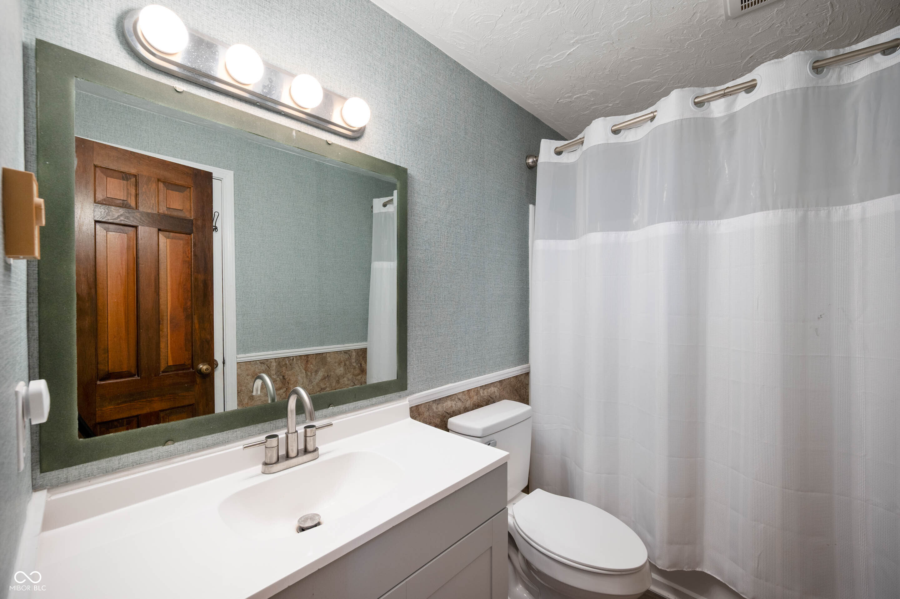 106 North Jamalee Way Pendleton, IN 46064 - Photo 17 of 23