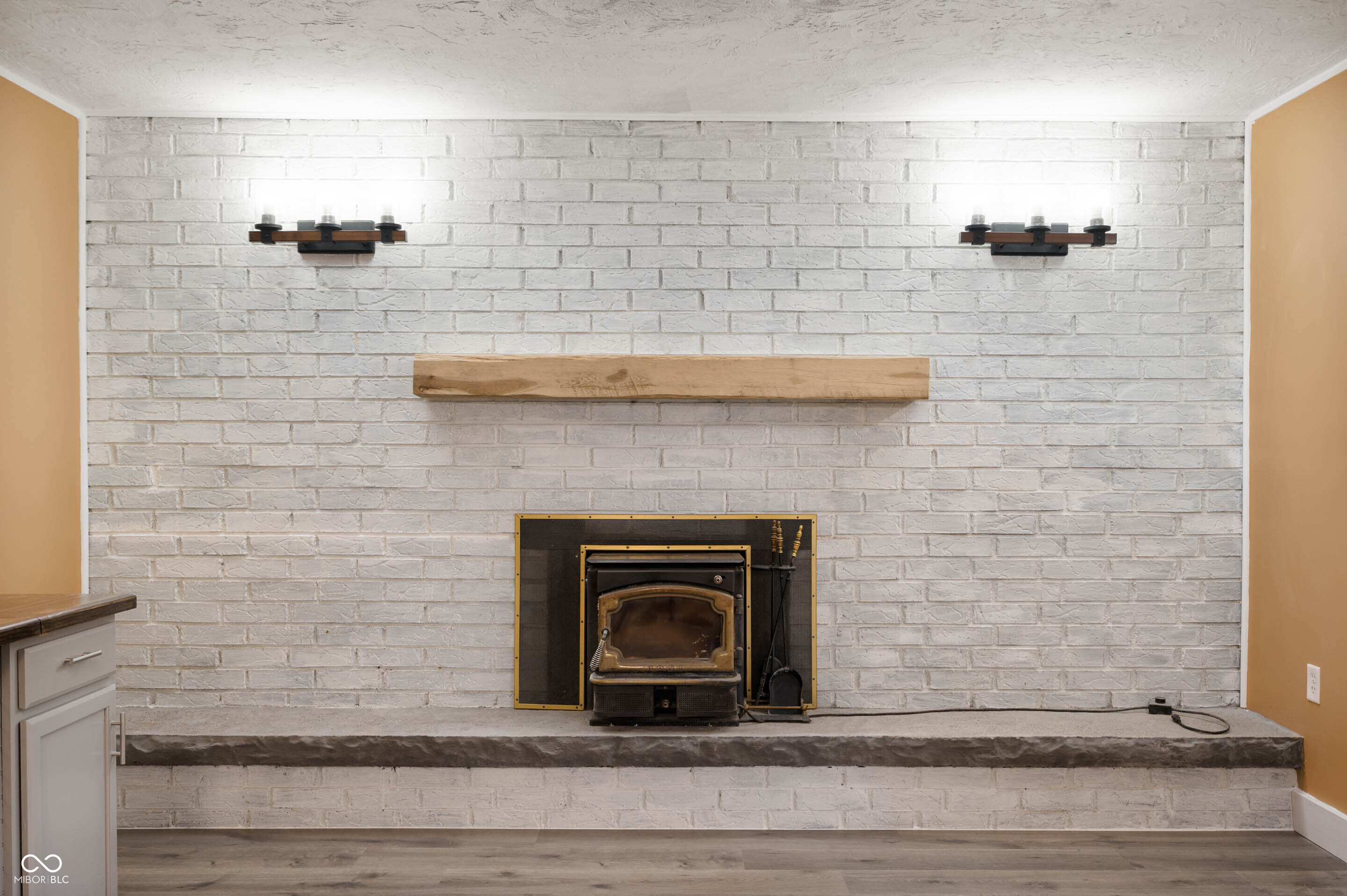 106 North Jamalee Way Pendleton, IN 46064 - Photo 5 of 23