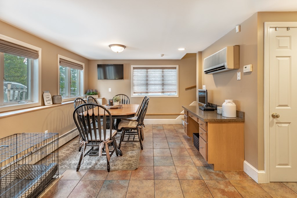 163 Buchanan Street Winthrop, MA 02152 - Photo 6 of 30 Gallery Image 6