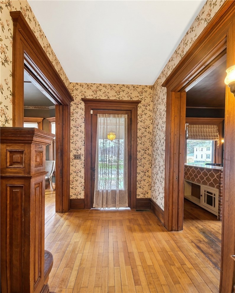 38 Center Street Waterloo, NY 13165 - Photo 14 of 39