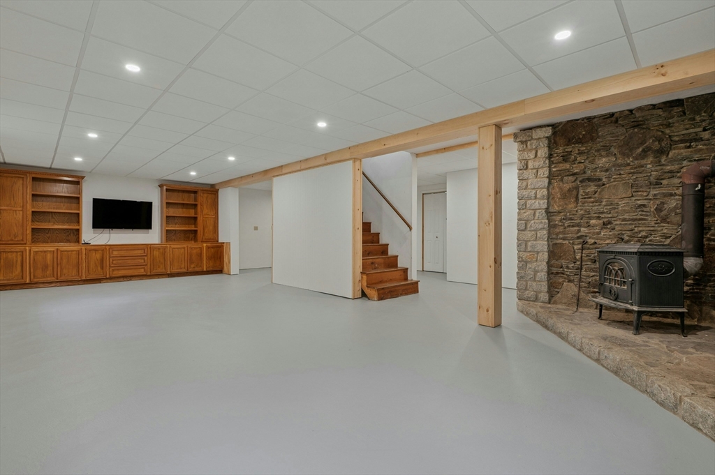 10 Sadler Road Upton, MA 01568 - Photo 31 of 42
