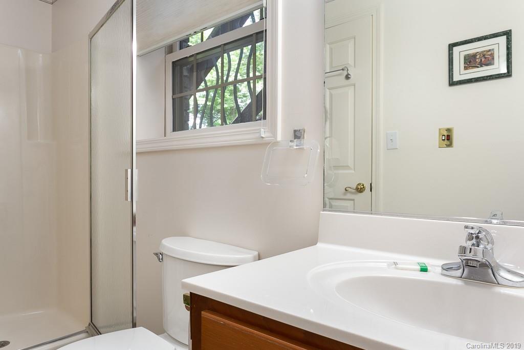 16 Foothills Road Asheville, NC 28804 - Photo 22 of 25 Gallery Image 22
