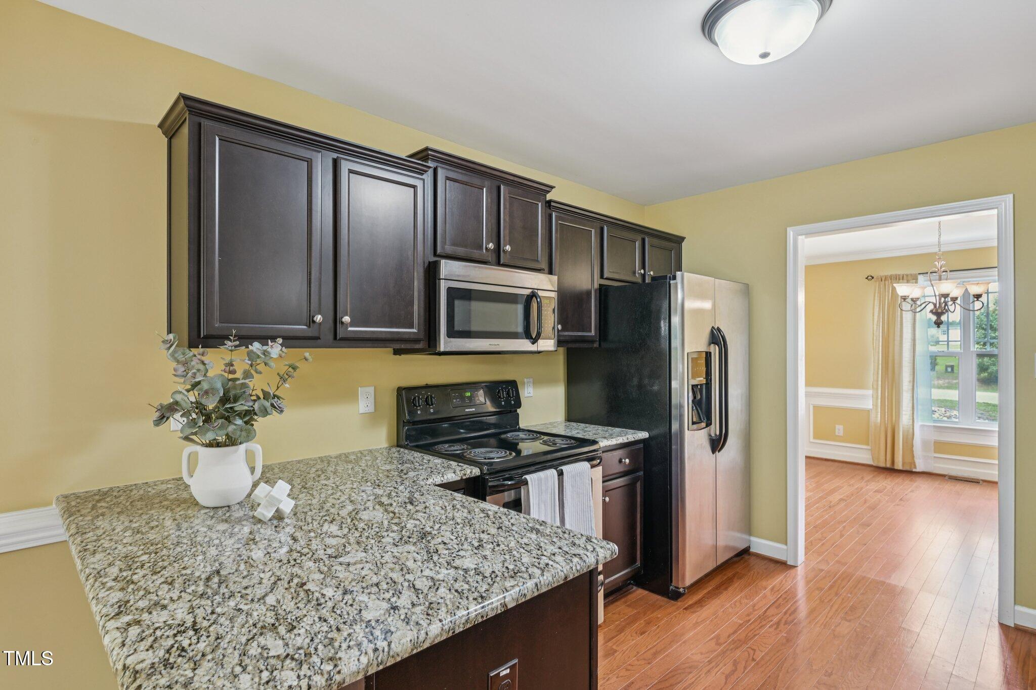 33 Bluestone Drive Smithfield, NC 27577 - Photo 11 of 49 11-web-or-mls-Bluestone Dr-1106-011