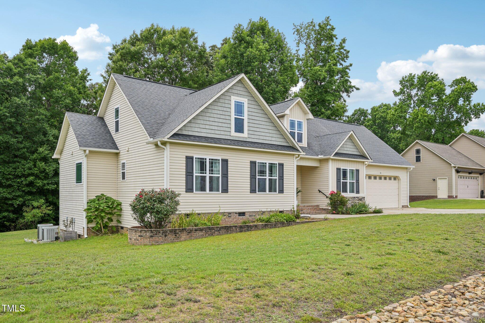 33 Bluestone Drive Smithfield, NC 27577 - Photo 3 of 49 3-web-or-mls-Bluestone Dr-1106-003