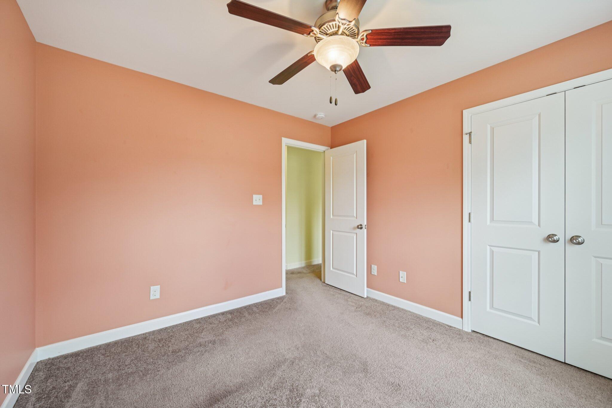 33 Bluestone Drive Smithfield, NC 27577 - Photo 36 of 49 36-web-or-mls-Bluestone Dr-1106-036