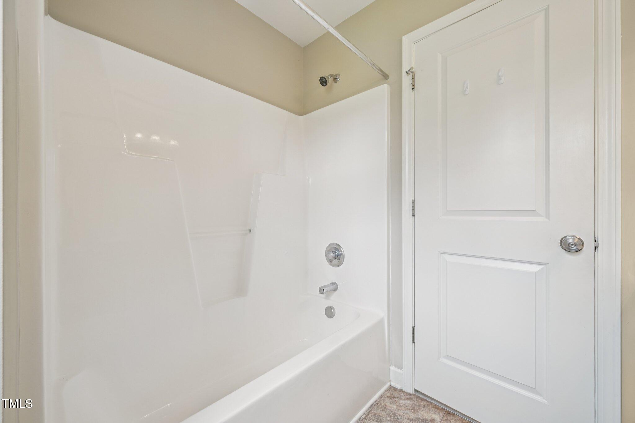 33 Bluestone Drive Smithfield, NC 27577 - Photo 38 of 49 38-web-or-mls-Bluestone Dr-1106-038