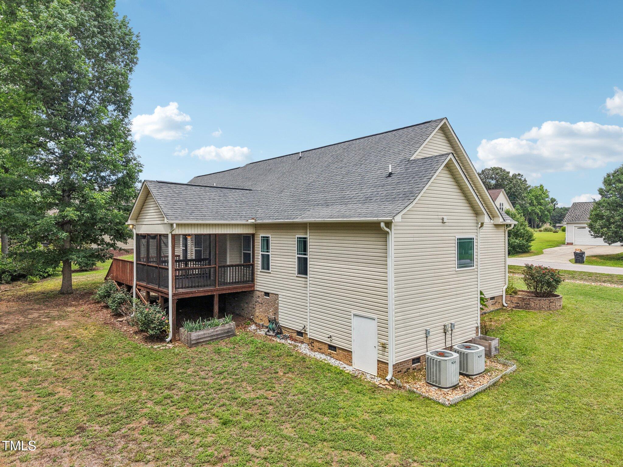 33 Bluestone Drive Smithfield, NC 27577 - Photo 46 of 49 1-web-or-mls-Bluestone Dr-1106-054