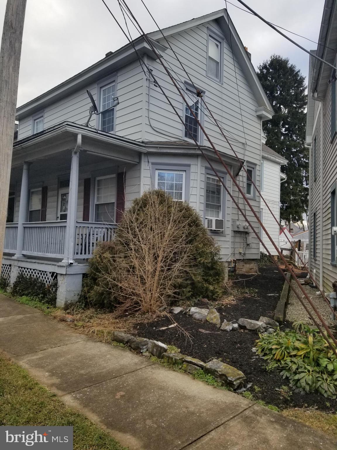 111 North Cedar Street Lititz, PA 17543 - Photo 4 of 8 111 N Cedar St
