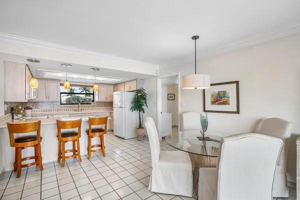 $7,500 | 3951 North Ocean Boulevard, Unit 302, Delray Beach, FL 33483