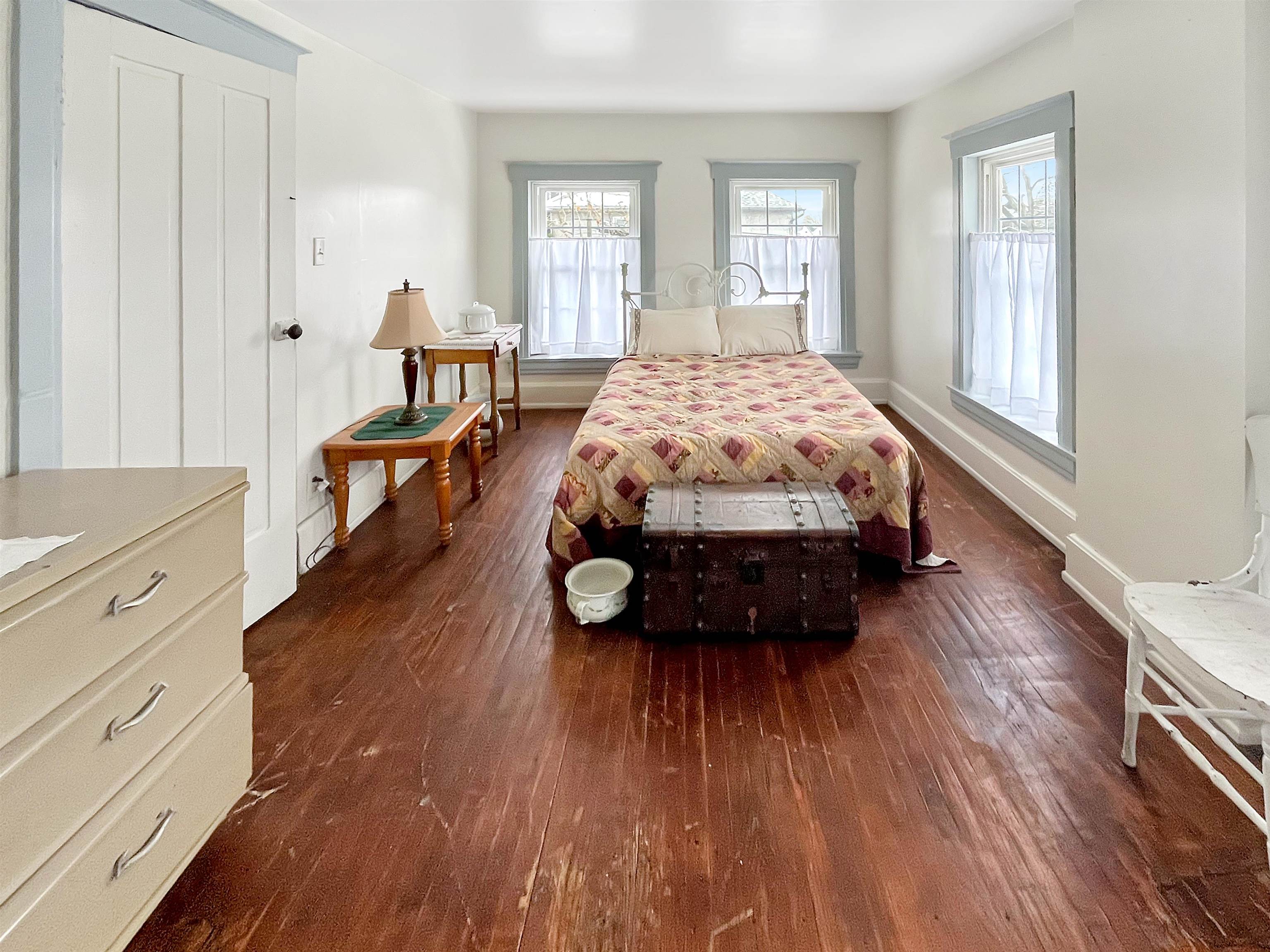 503 West Pleasant Street Freeport, IL 61032 - Photo 10 of 25