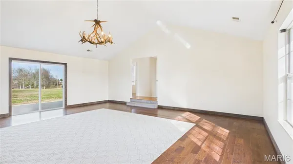 $524,900 | 170 Country View Road, Highlandville, MO 65669