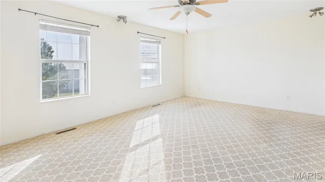 $549,000 | 170 Country View Road, Highlandville, MO 65669