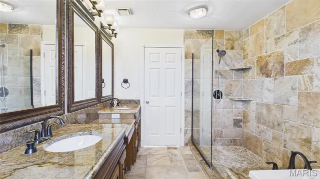 $549,000 | 170 Country View Road, Highlandville, MO 65669