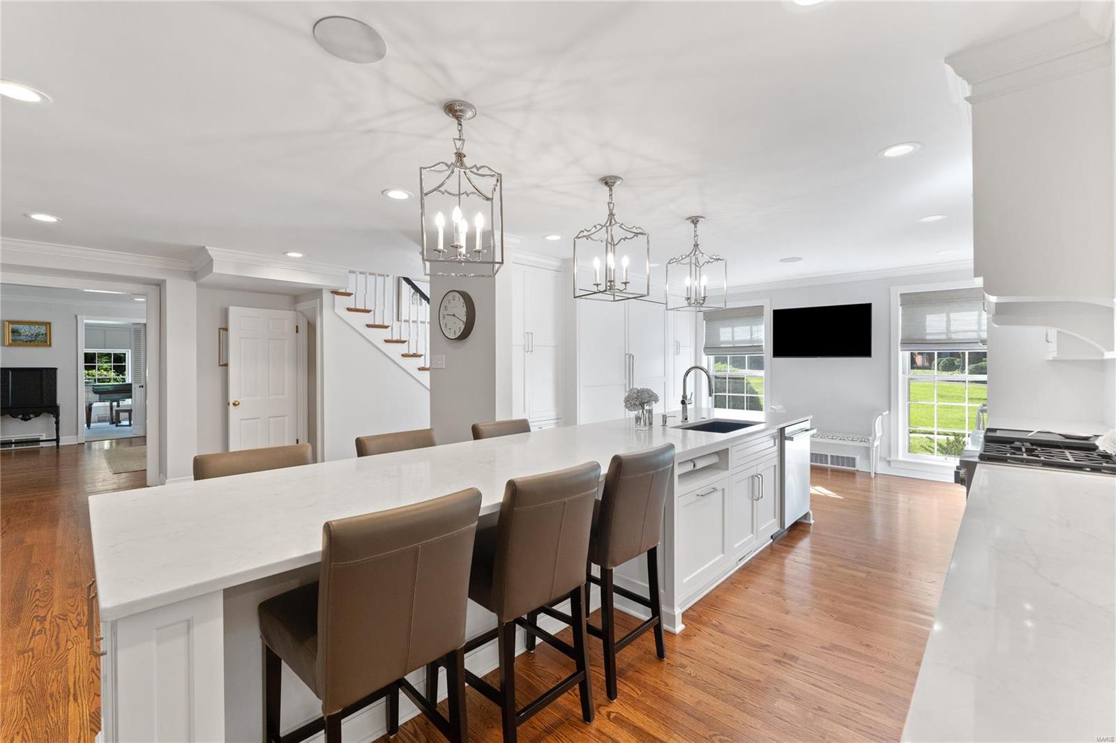 27 Log Cabin Drive Ladue, MO 63124 - Photo 11 of 49