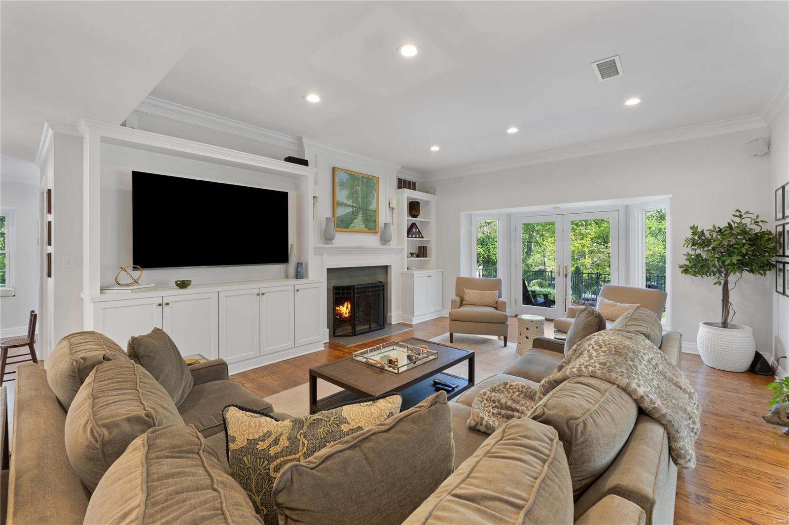 27 Log Cabin Drive Ladue, MO 63124 - Photo 16 of 49